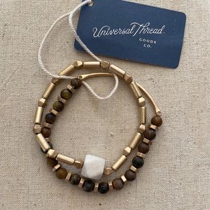 ❤️… Universal Thread Bracelets